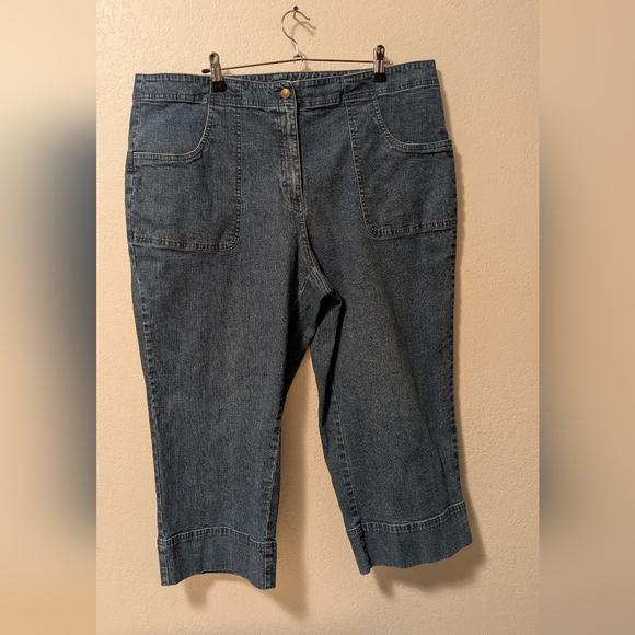 French Laundry Blue Cropped Jeans - Picture 2 of 5